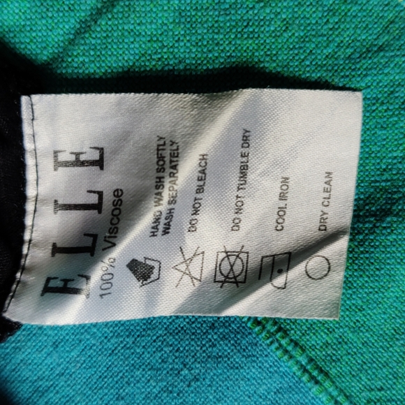 Elle Top - Picture 6 of 6